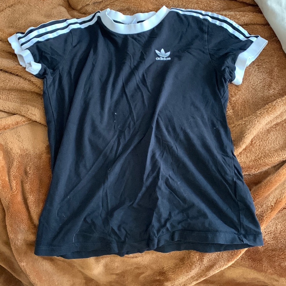 nice fitted adidas t shirt